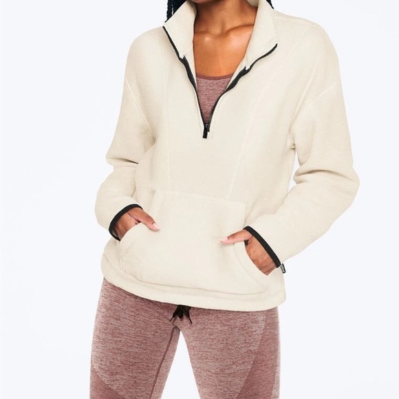 PINK Victoria’s Secret Pullover Sweatshirt Size S Fleece Ivory Fall Cozy Comfy - Picture 1 of 13